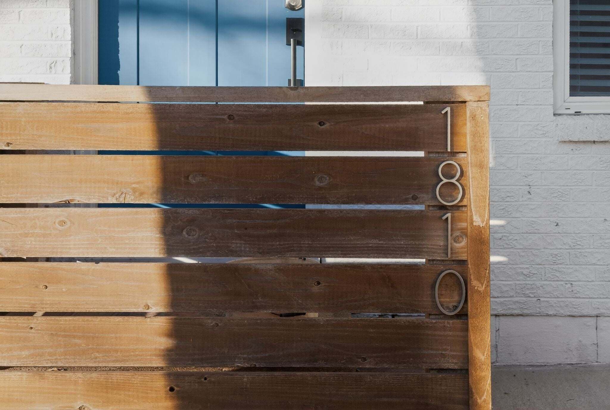 تفاصيل الفندق من الخارج