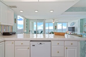 Condo, 3 Bedrooms | Private kitchen - Shoreline Towers 2096 3 Bedroom Condo (Destin)