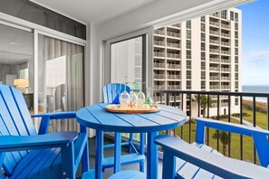 Appartement, 2 slaapkamers | Buiten dineren