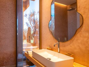 Shower, hair dryer, towels, soap - Villa Zen'O | Palmeraie view | Heated swimming pool (Marrakech)