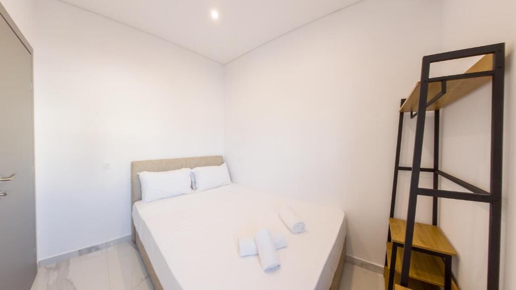 อพาร์ทเมนท์, 1 ห้องนอน, ระเบียง