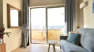 Apartamento, 1 quarto, sacada | Área de estar