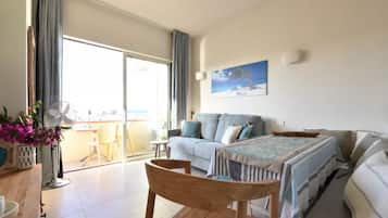 Apartamento, 1 quarto, sacada | Sala de estar