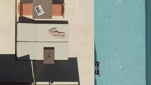 Superior Suite with Sharing Pool | 테라스/파티오