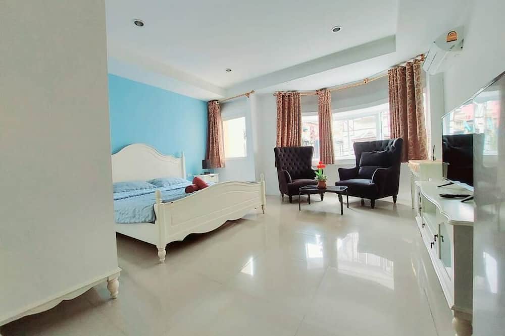 Orca Guesthouse