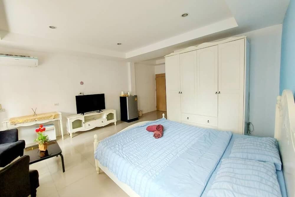 Orca Guesthouse