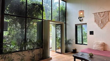 Studio Executive | Truy cập Internet không dây miễn phí