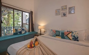 Honeymoon Room - coconut casa villa alibag  (Alibag)