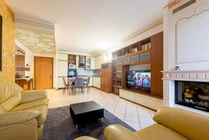 Billede uden beskrivelse, 2 af 18, knap