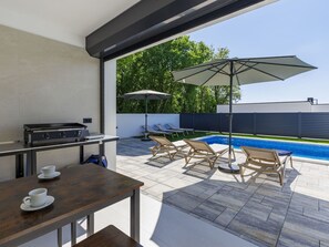 Outdoor dining - Vacation home Jagoda by Interhome (Rovinj/Kanfanar)