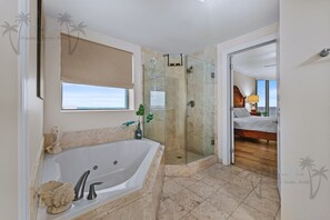 Shower - Sea Breeze 601 | Condo with Beach Access! (Biloxi)
