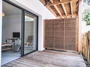 Terrace/patio - Résidences du Lac by Interhome (Maubuisson)