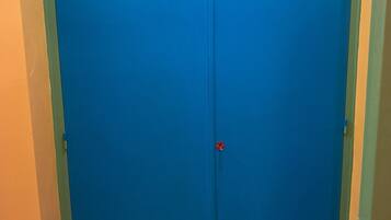Interni