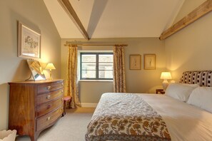 3 bedrooms, Internet, bed sheets - Pheasant Cottage, Little Massingham, Norfolk (Little Massingham)
