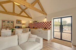 Interior - Pheasant Cottage, Little Massingham, Norfolk (Little Massingham)