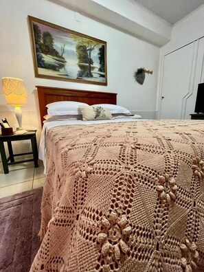 Blackout curtains, iron/ironing board, free WiFi, bed sheets - Cantinho Ítalo-Germânico Hospedagem (Marechal Floriano)
