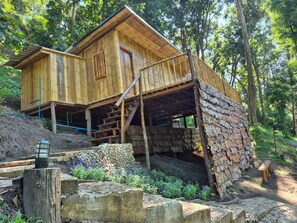 Family Room, Patio | Free WiFi - Ban Kham Kee Homestay (Chom Thong)