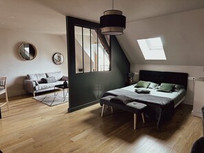 Unclassified image, 2 of 8, button - Les Résidences Gueguen - The Studio (Chablis)