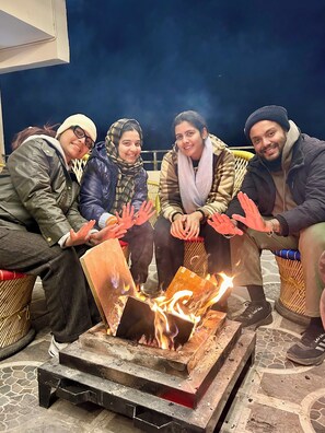 Property grounds - Namaste Hostel Rishikesh (Rishikesh)