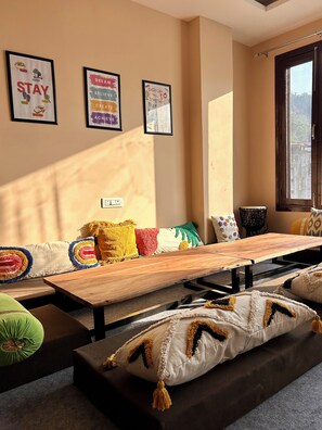 Interior - Namaste Hostel Rishikesh (Rishikesh)