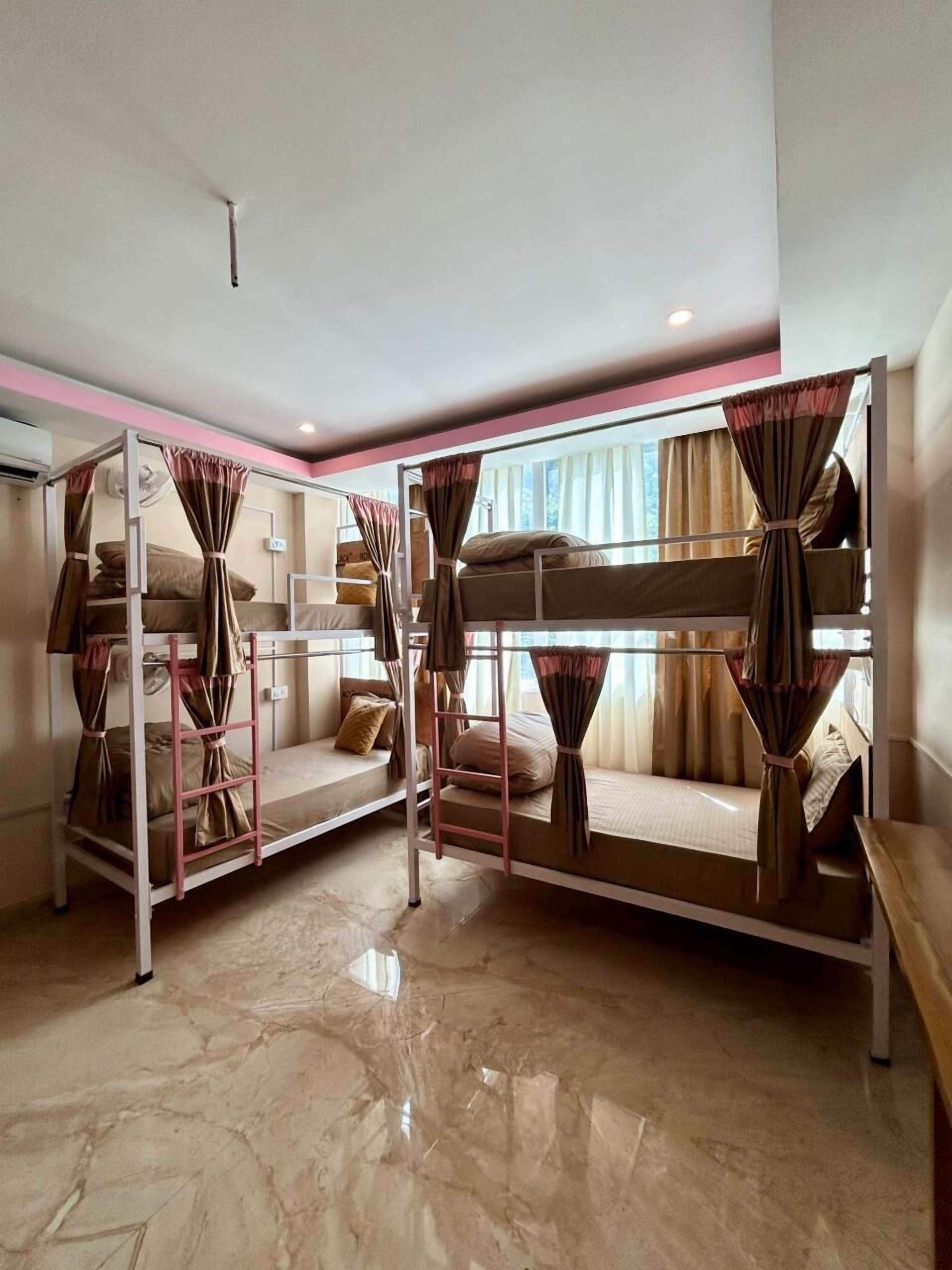 Comfort Shared Dormitory, Women only | Desk, laptop workspace, free WiFi