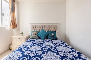 2 chambres, fer et planche Ă repasser, Wi-Fi, literie fournie