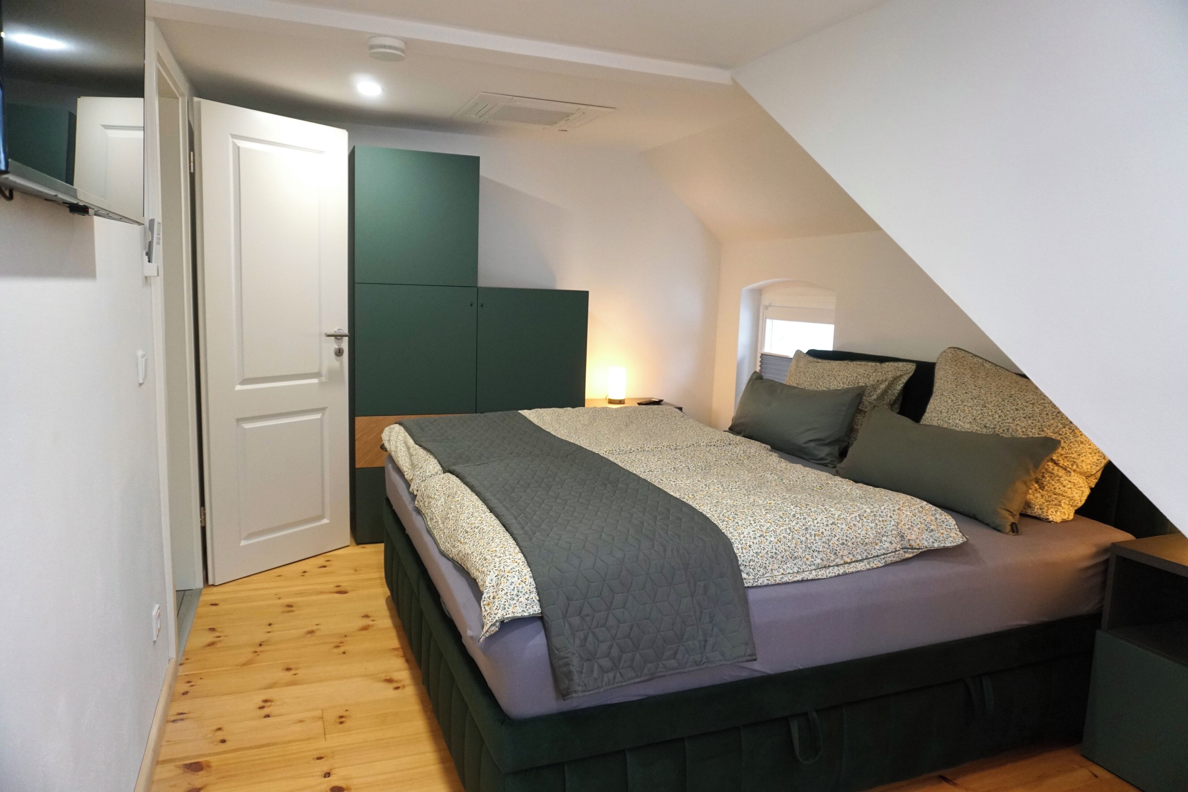 2 Schlafzimmer, Bügeleisen/Bügelbrett, WLAN, Bettwäsche