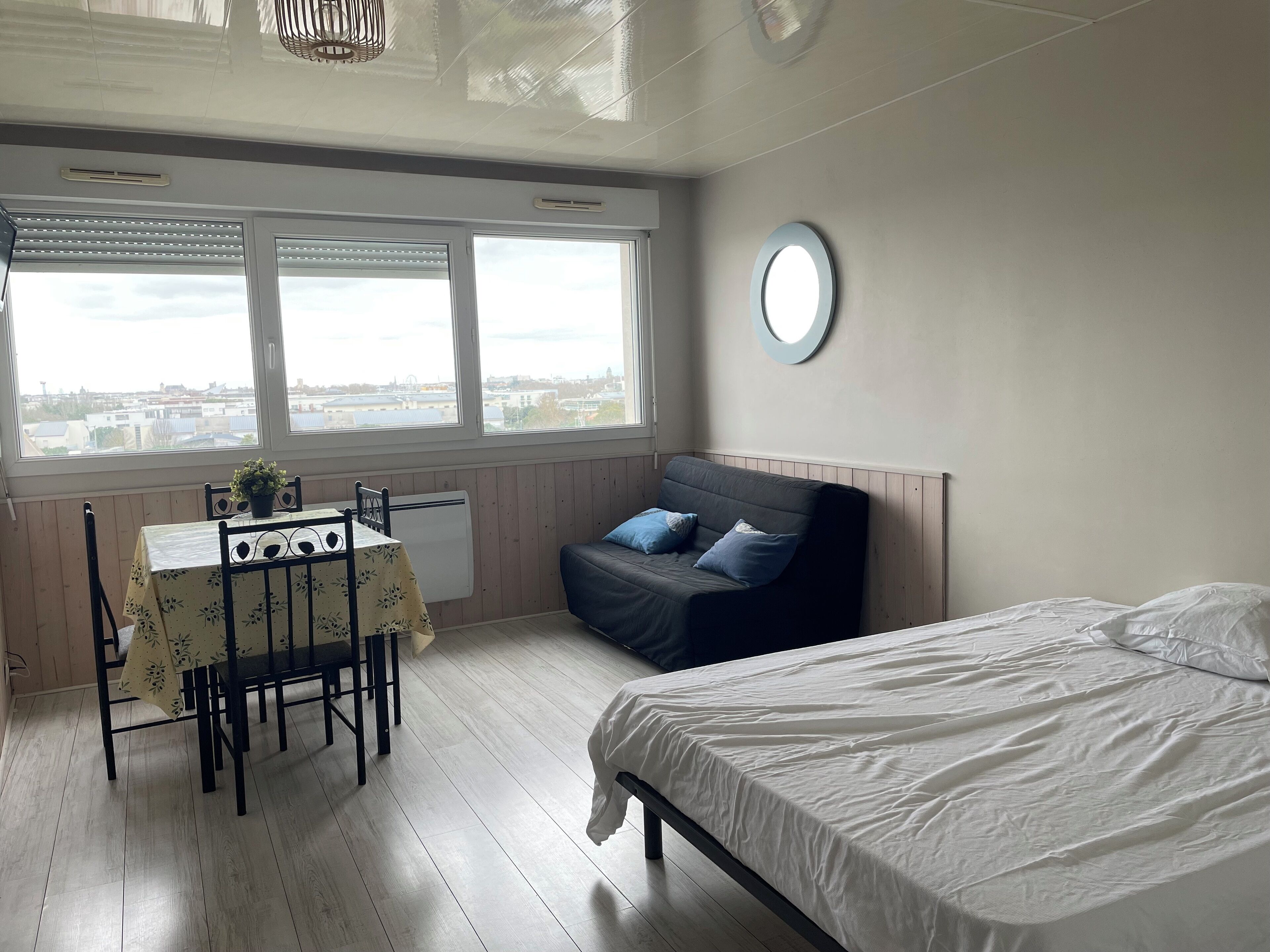 1 bedroom, iron/ironing board