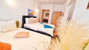 Unclassified image, 4 of 14, button