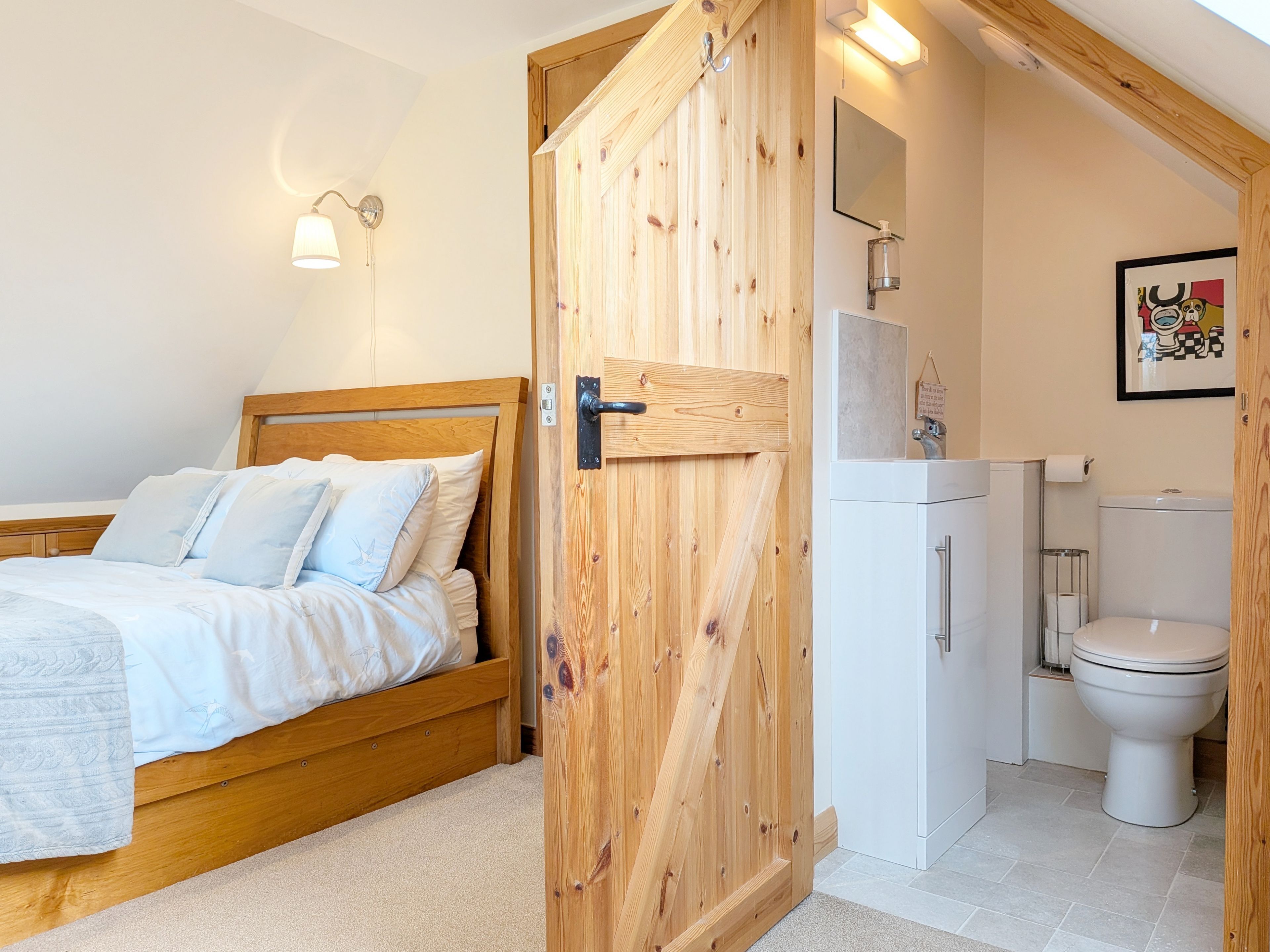 1 bedroom, iron/ironing board, travel crib, WiFi