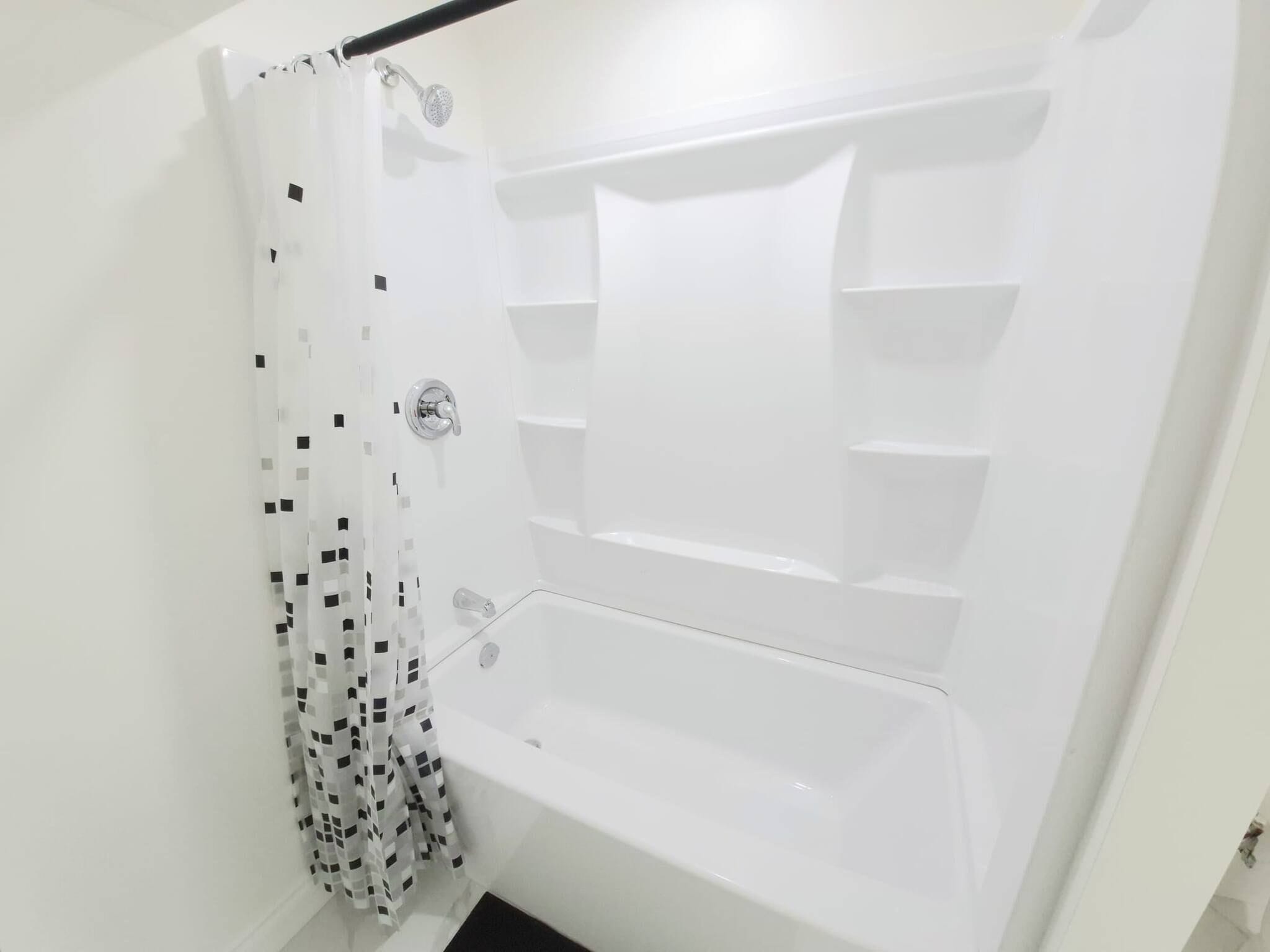 Maison, 2 chambres | Salle de bain