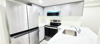 Niagara Cozy Suite - Modern 2bed 15 min to Falls