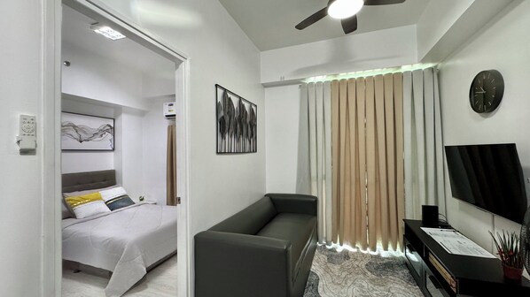 1 bedroom, iron/ironing board, internet