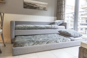 Unclassified image, 4 of 14, button - Vrbo Property (Nieuwpoort)