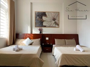 書桌、筆電工作空間、免費無線上網