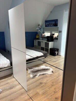 Nicht klassifiziertes Bild, 3 von 35, Schaltfläche