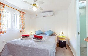 4 Schlafzimmer, Bügeleisen/Bügelbrett, WLAN, Bettwäsche