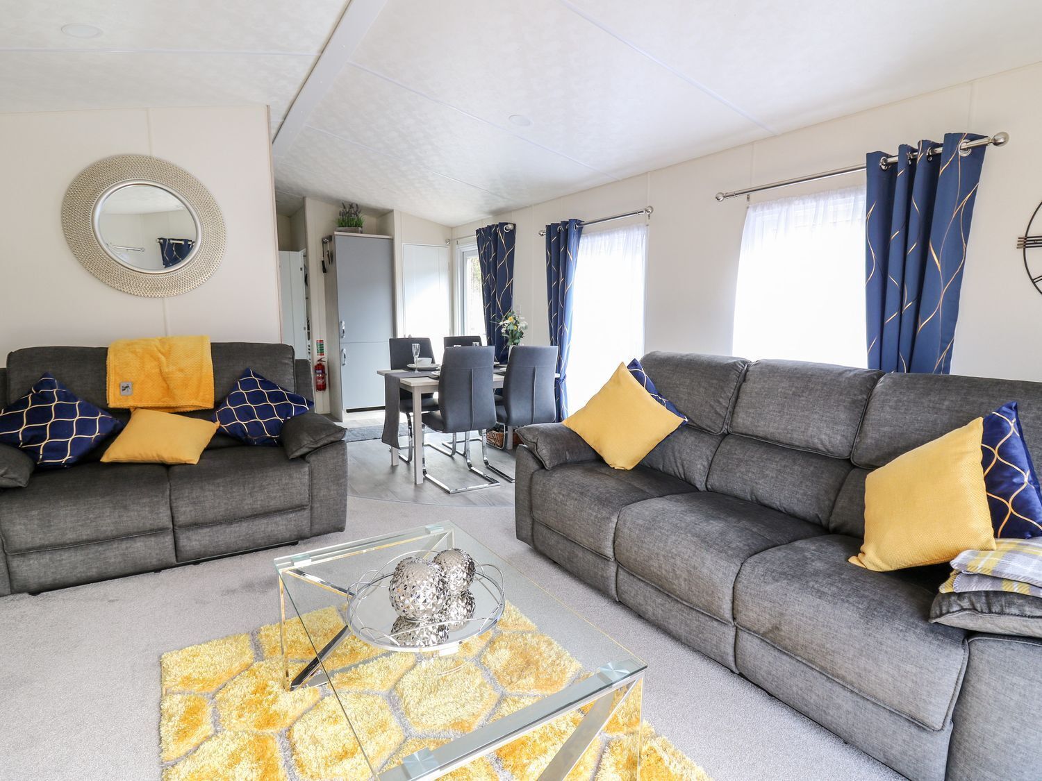 33 Woodpecker Lodge, Pet Friendly, With A Garden In Llanarth - New Quay