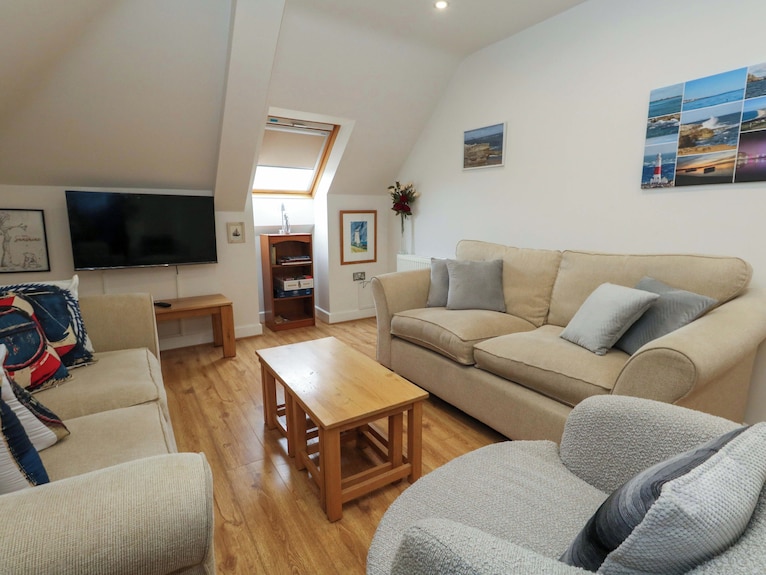 Harbour Reach 7, Country Holiday Cottage, With A Garden In Weymouth - Weston