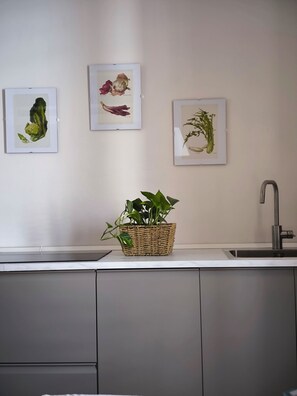 Interior - 10 minutes from Old Town | Loft in Historic Building | all comforts | privacy (Bologna)
