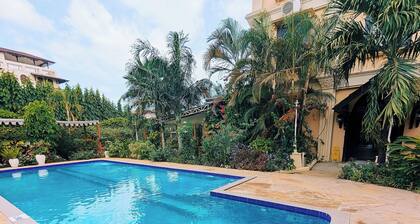 Soraiya Home with Ocean & Harbor View