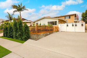 Exterior - Permit#Diamond Gem (San Diego)