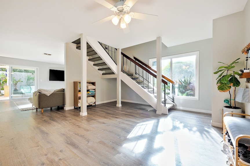 Amazing Reviews W/jacuzzi, Walk 2 Beach, Lrg Yard! - San Diego, CA