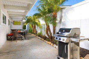 Outdoor dining - 20% Off 30+ Stay! Perfect Location, Walk To Shops (San Clemente)