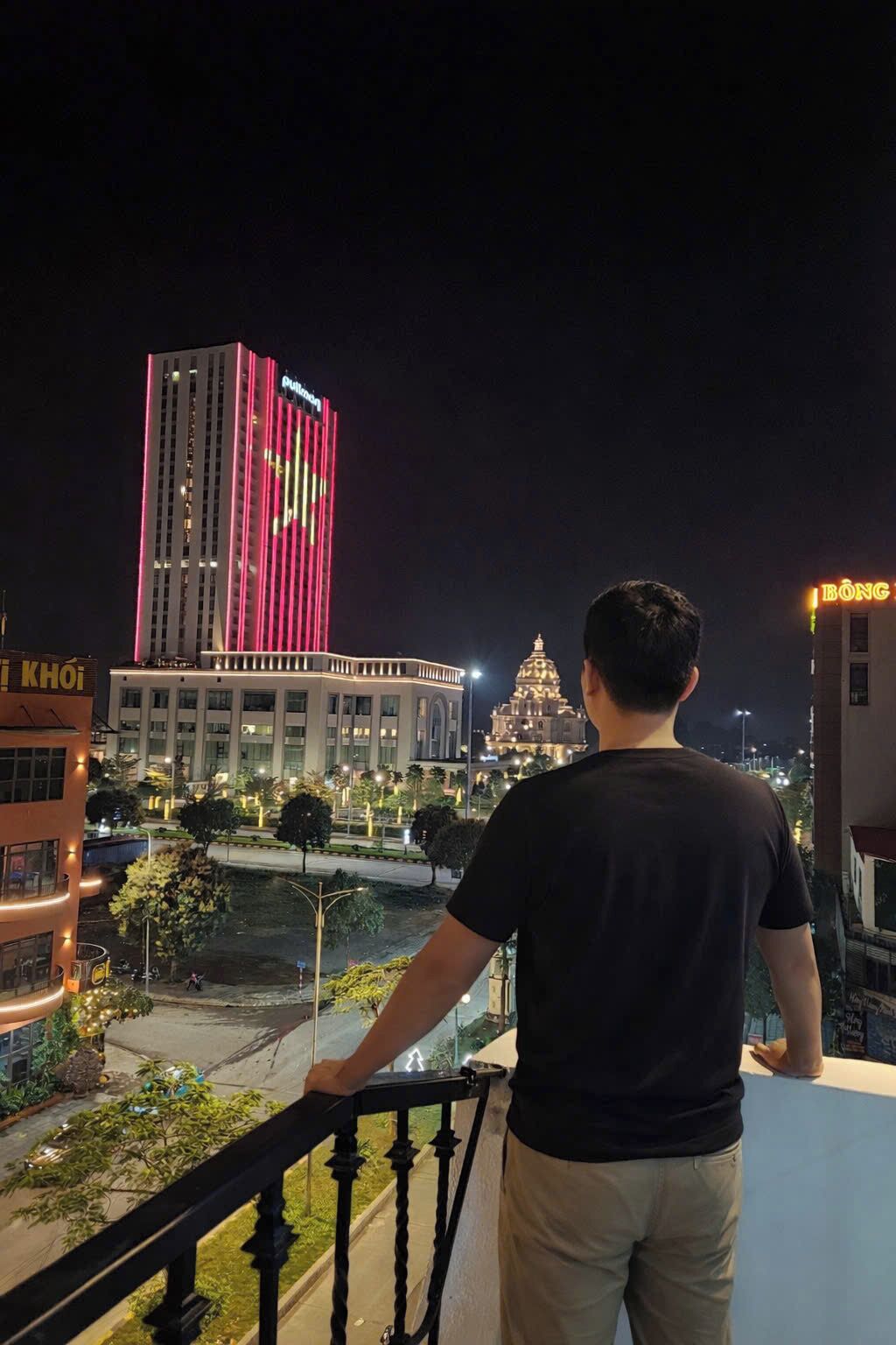 Habitación familiar, balcón, vistas a la ciudad | Terraza o patio