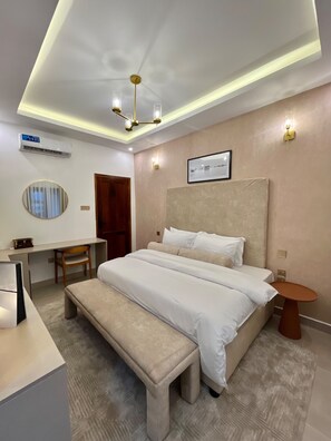 Luxury Studio, Balcony, City View - Johari Home Next to Ferry & Forodhani (Zanzibar)