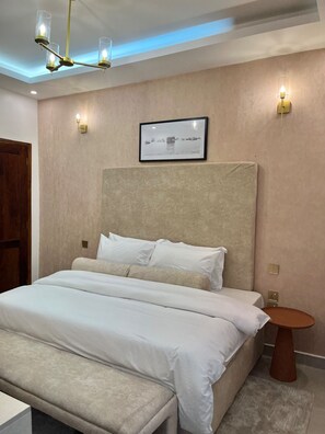 Luxury Studio, Balcony, City View - Johari Home Next to Ferry & Forodhani (Zanzibar)