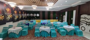 Ảnh chưa phân loại, 3 trong số 6 ảnh, nút