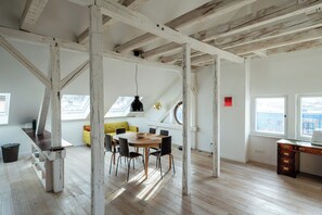 Imagen sin descripción, 2 de 16, botón