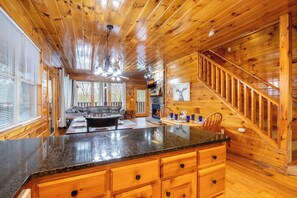 Interior - Amazing 5BD Lodge w/ VIEWS! Hot Tub + Game/Theater (Sevierville)